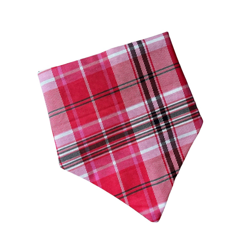 
            
                Load image into Gallery viewer, Pink &amp;amp; Black Hearts with Pink Plaid Reversible Pet Bandana
            
        